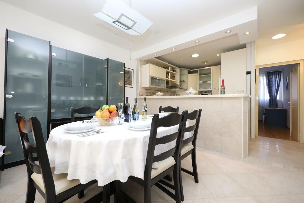 Apartment Riva Zadar Bagian luar foto